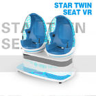 2つの座席は椅子の映画館9Dに白い色のバーチャル リアリティのゲーム・マシンの青に合図します