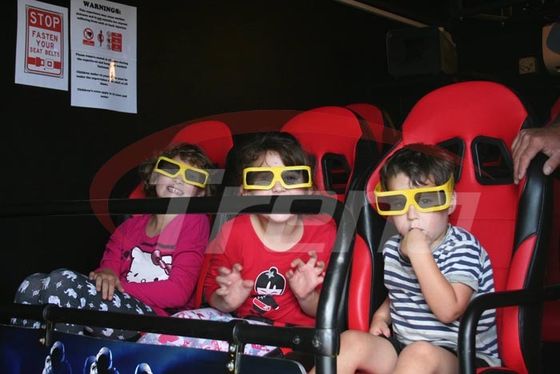 6本の剛毛7Dのシミュレーターの映画館70 PCS 5D映画遊園地銃の射撃