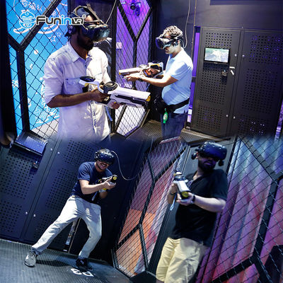 VR+公園は電子アーケード・ゲーム9D VRの複数競技者用動的脱出部屋VRに乗る